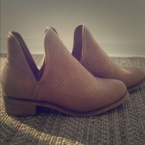 Seven booties /ankle boots-size 6